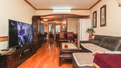 上海长宁西郊绿园四村 98年精品商品房，中楼层适合一家人居住